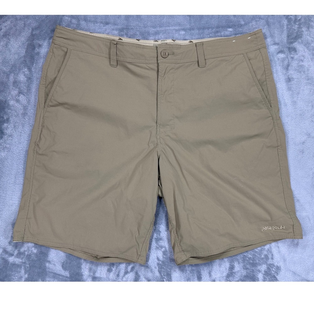 Patagonia Mens Quandary Shorts Size 40 Khaki Green Hiking Outdoor Tech Stretch
